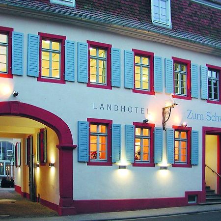 Landhotel Zum Schwanen Mit Restaurant Mona Liza Osthofen Bagian luar foto